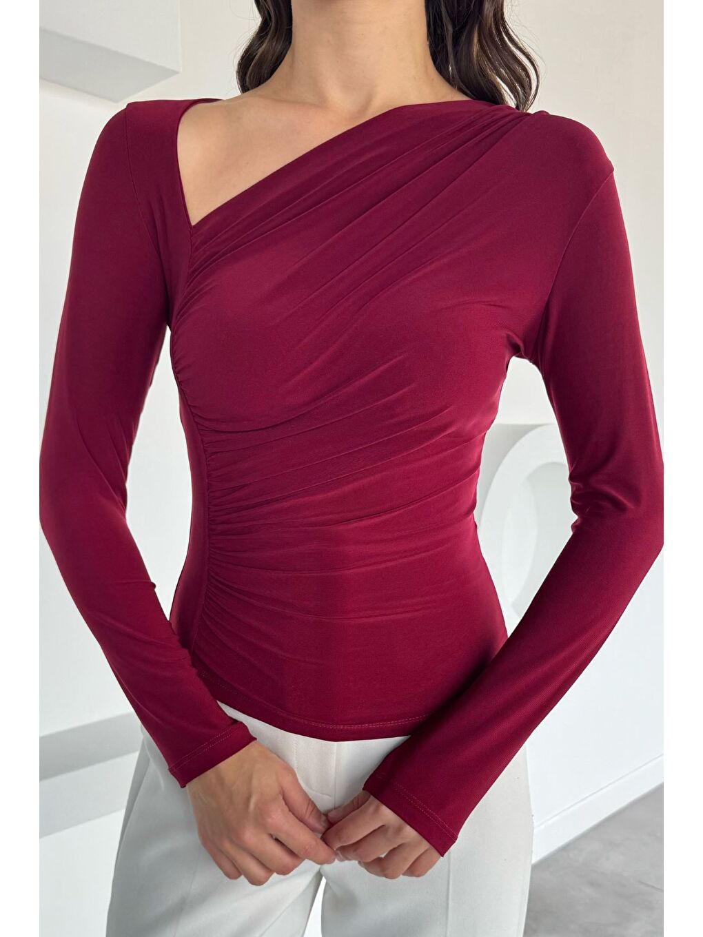 Bordo Kadın Drapeli V Yaka Bluz-2