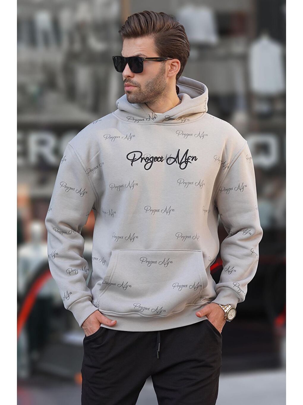 Madmext Gri Baskılı Boyalı Gri  Baskılı Kapüşonlu Cep Detaylı Erkek Sweatshirt 7075