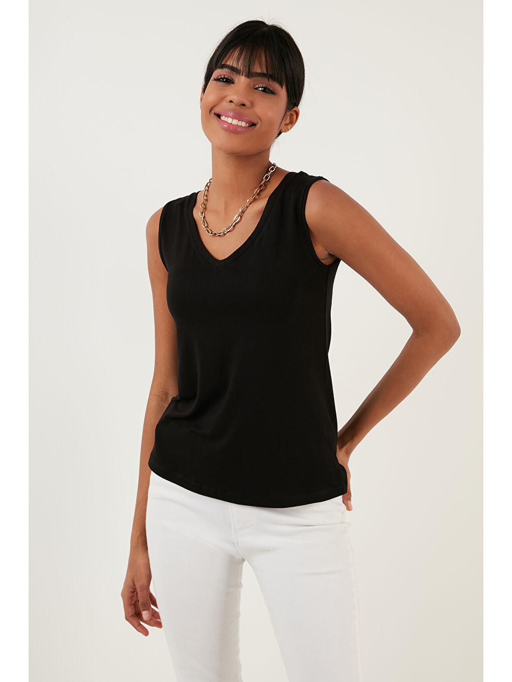 Siyah Slim Fit V Yaka Kalın Askılı 2' li Paket Kadın Bluz 5864384S2-1