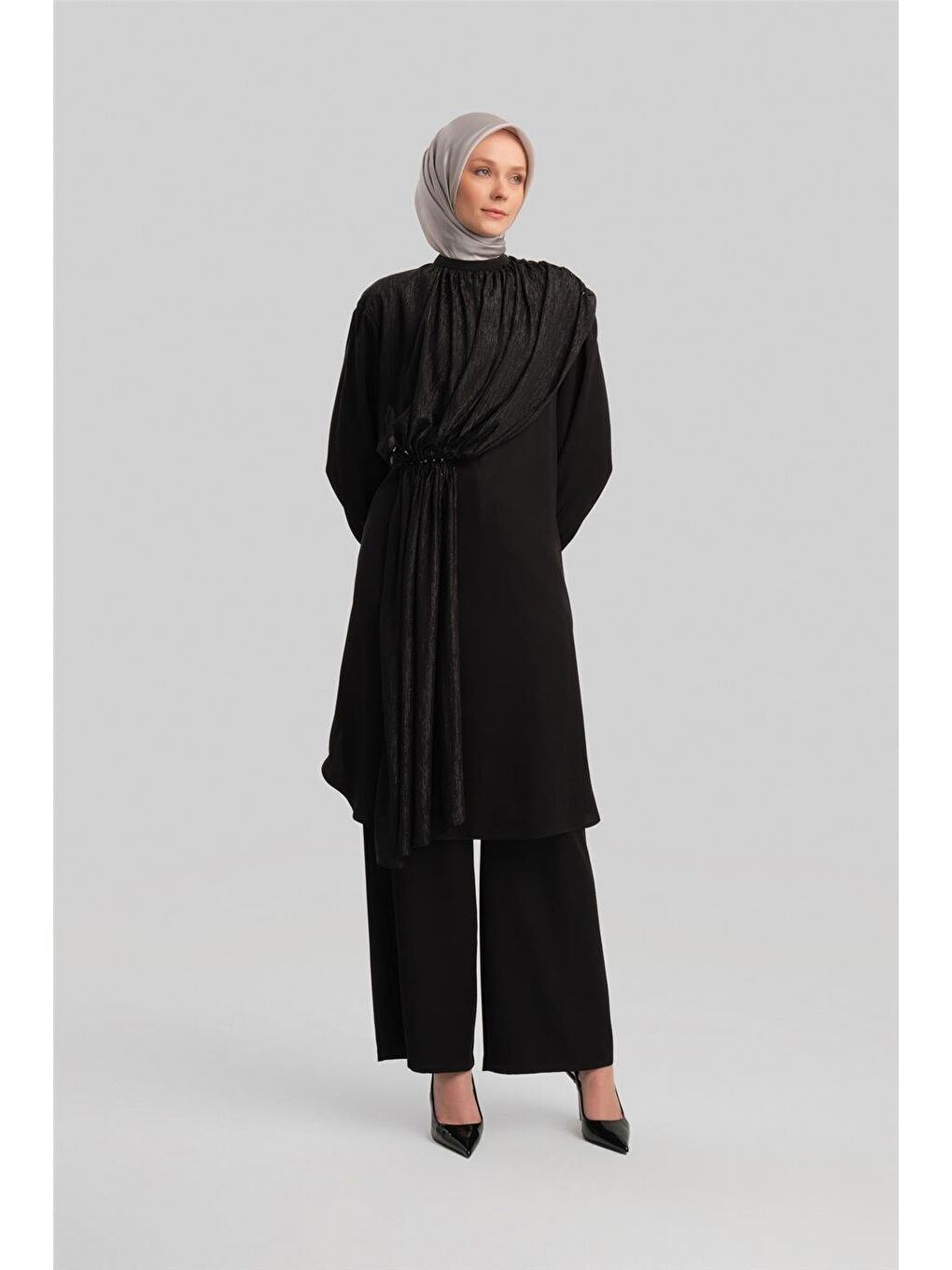 Şifon Ve İşlemeli Takım 24Y6841 Siyah-1