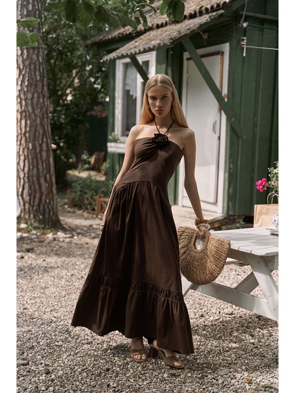 Kahverengi Elisa Gül Detay Koyu Kahve Uzun Elbise-1