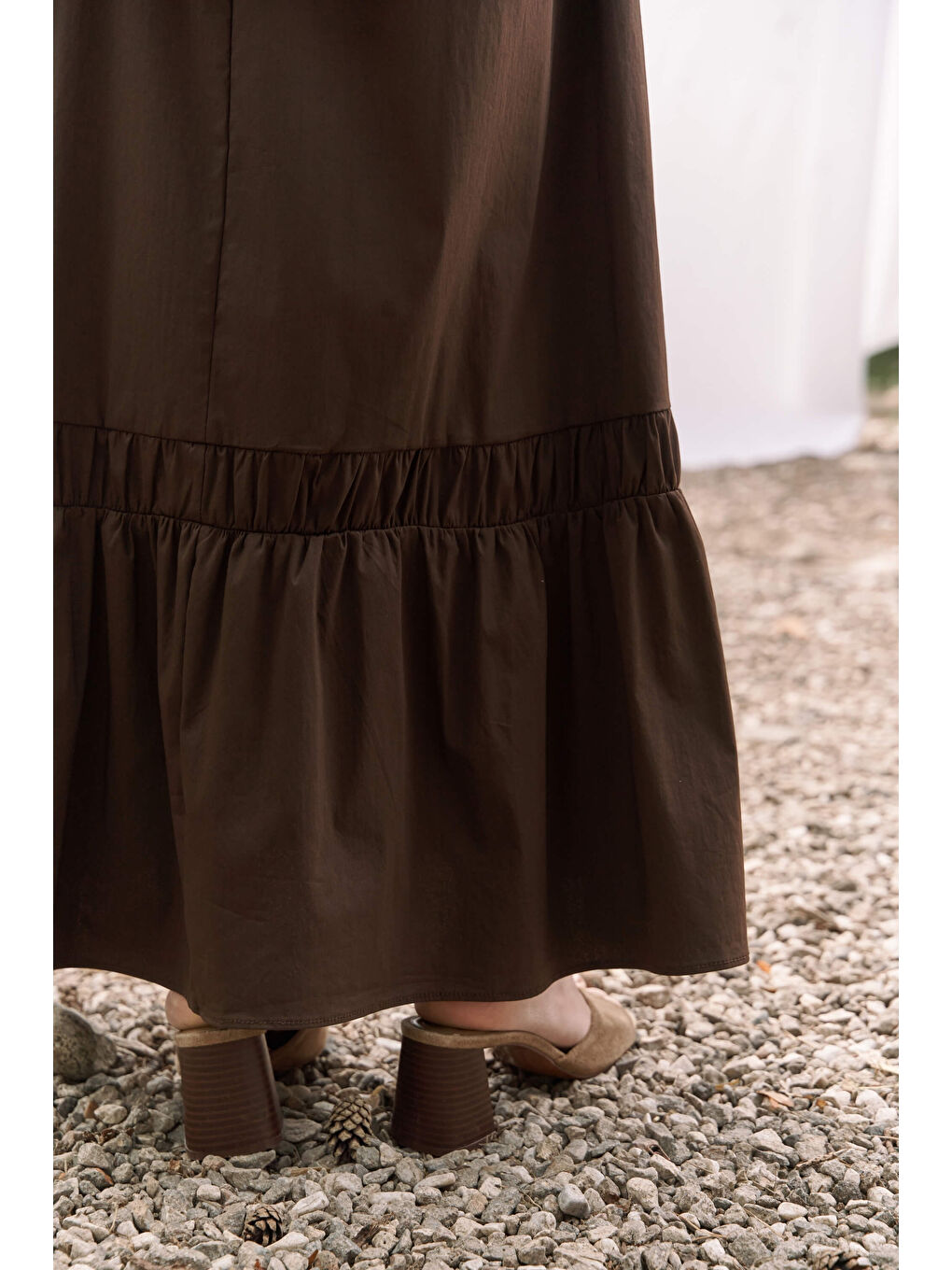 Kahverengi Elisa Gül Detay Koyu Kahve Uzun Elbise-6