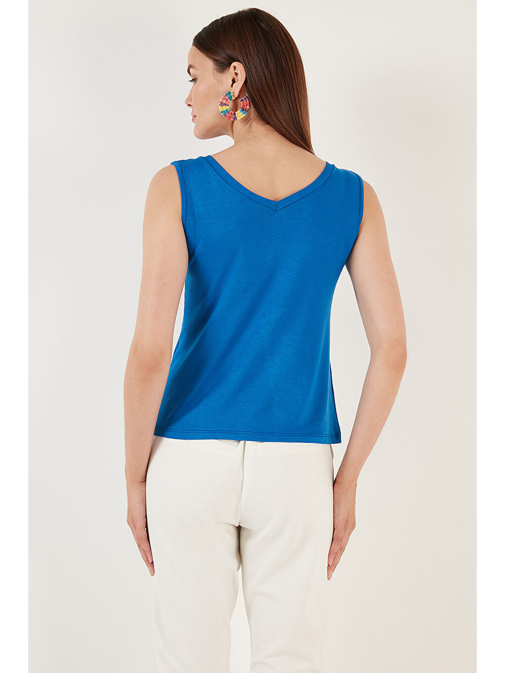 Mavi Slim Fit V Yaka Kalın Askılı 2' li Paket Kadın Bluz 5864384S2-4