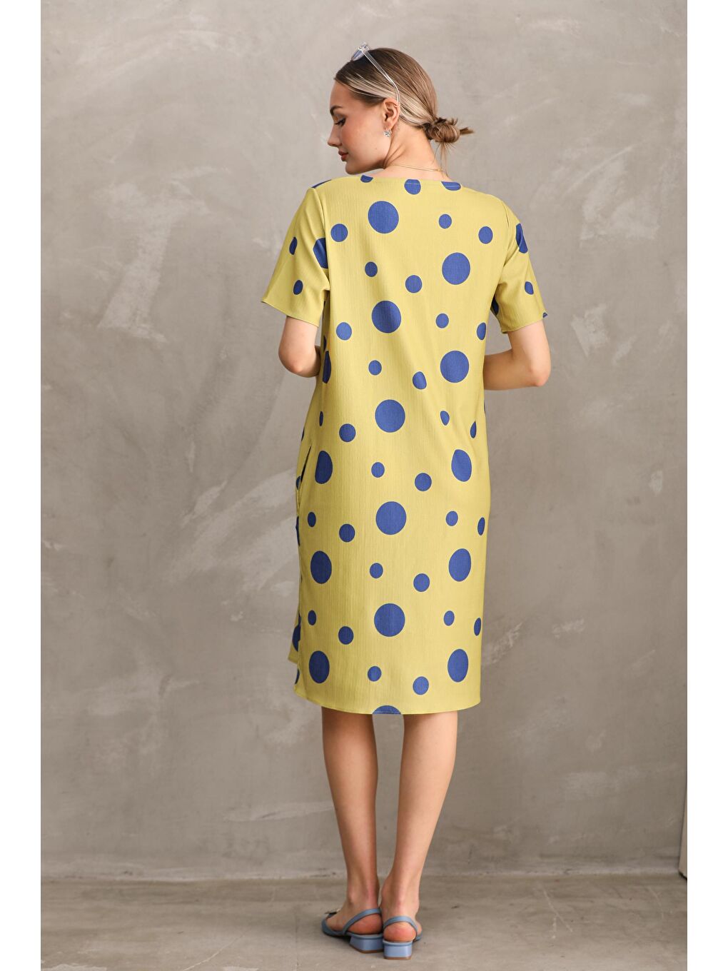 Sarı Hamile Baskılı Midi Kısa Kol Yandan Cepli Elbise-4