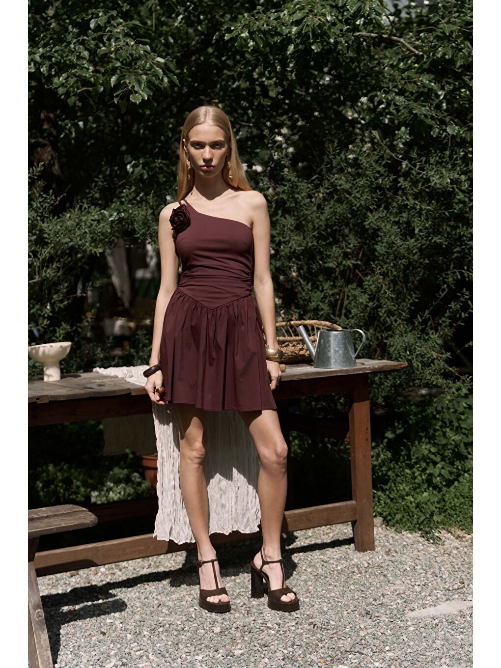 Lissa Tek Omuz Gül Detay Bordo Mini Elbise-1