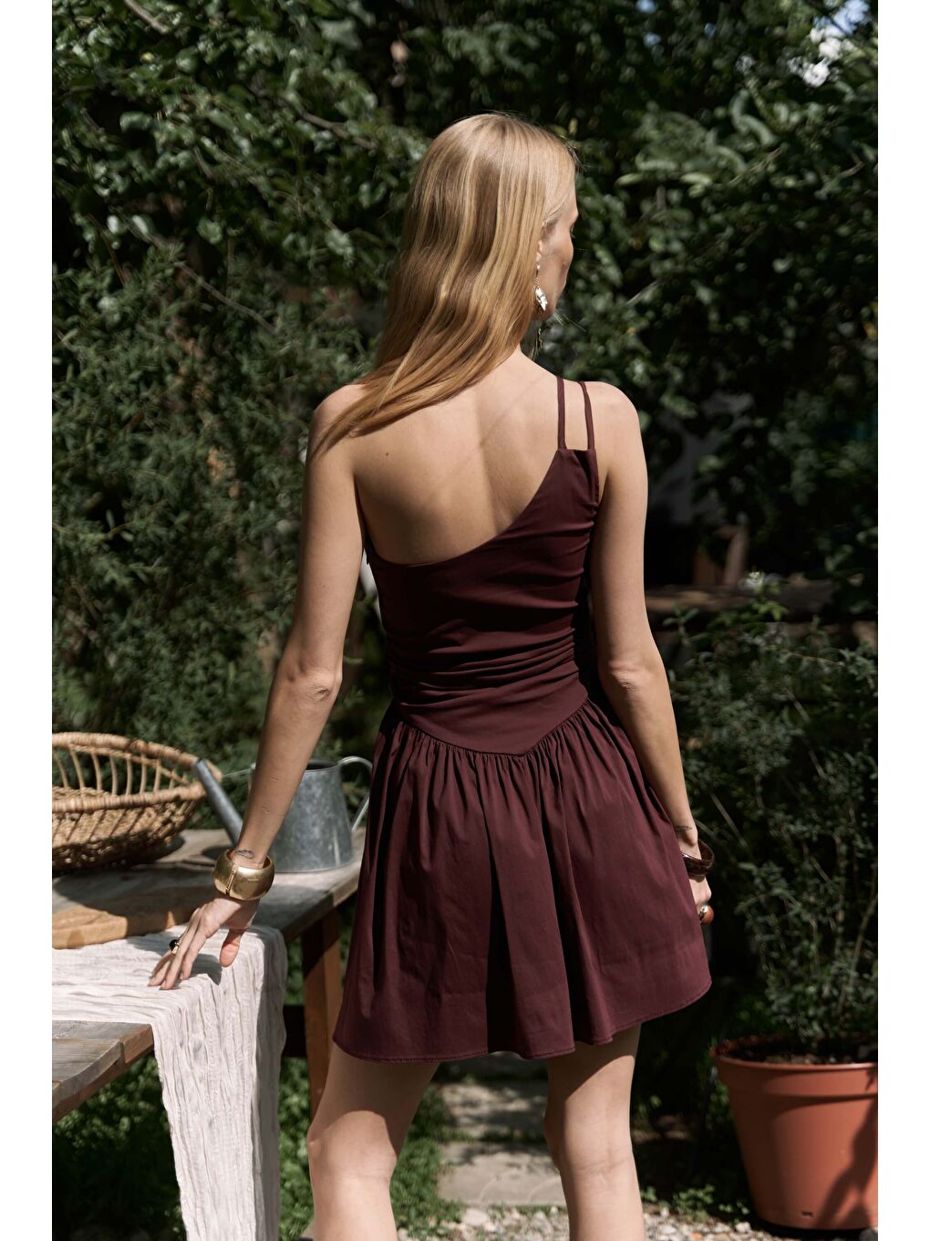 Lissa Tek Omuz Gül Detay Bordo Mini Elbise-4