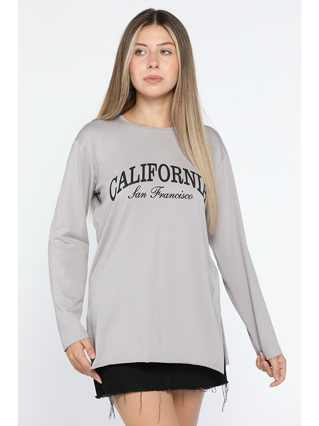 GÜLSELİ Gri California Baskılı Bisiklet Yaka Yan Yırtmaçlı Penye Sweatshirt - 1