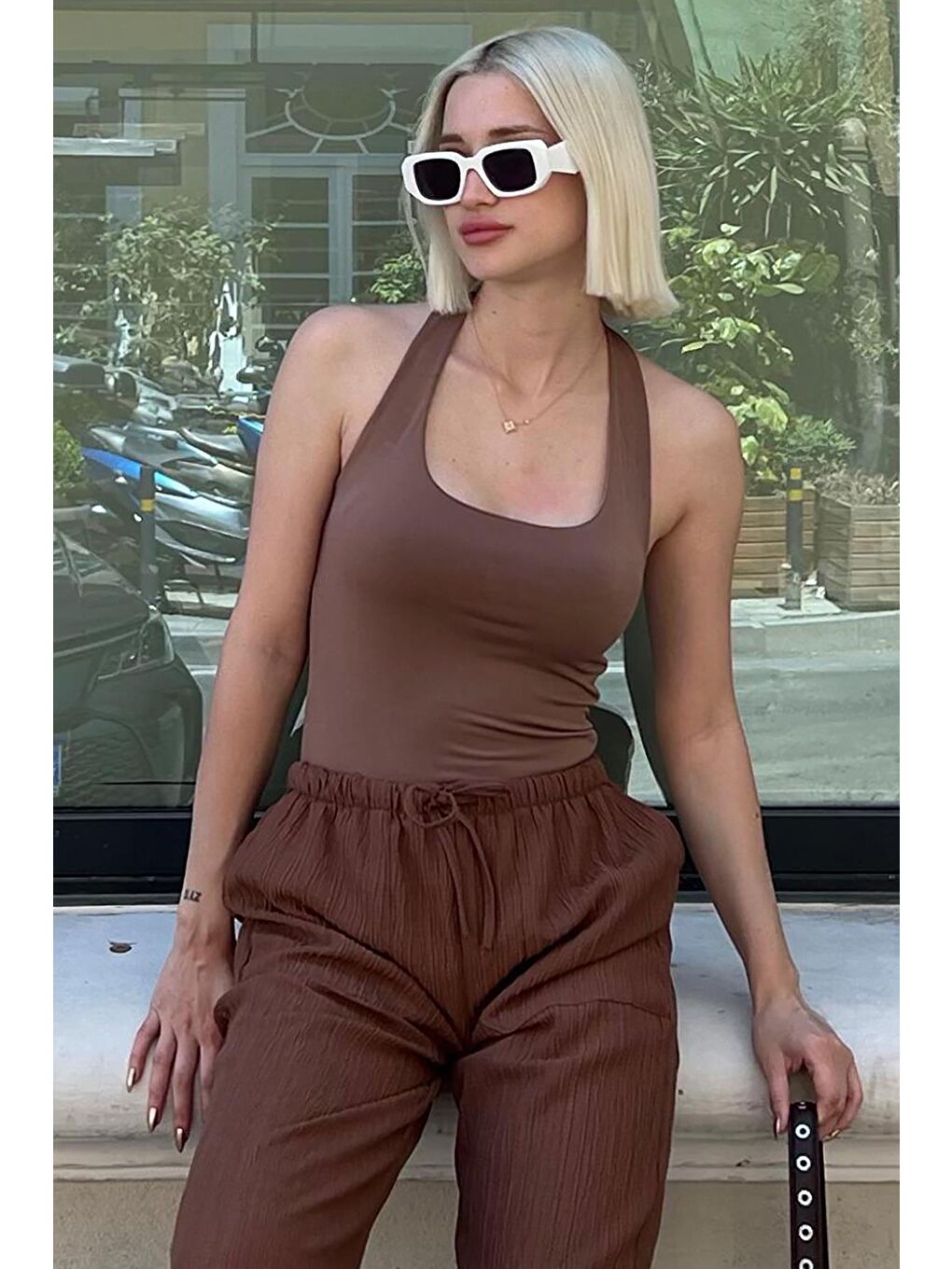 Kahverengi Halter Yaka Boyun Askılı Crop Body Mg2146-1