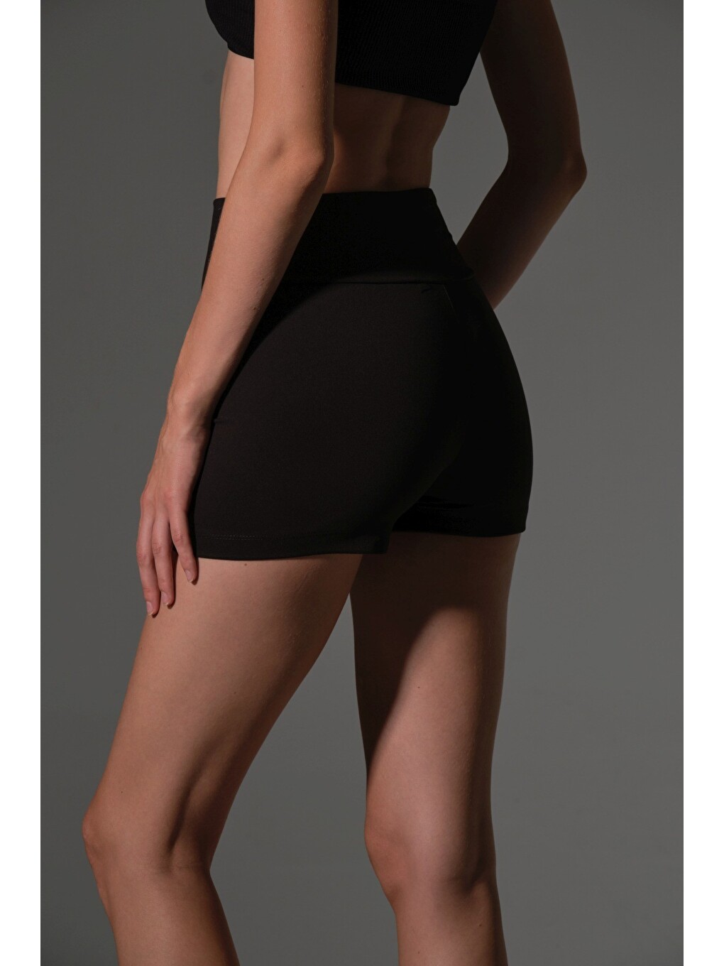 Siyah yüksek bel toparlayıcı esnek kumaş, kadın spor taytı 10 cm comfortlux high rise hot pants-2