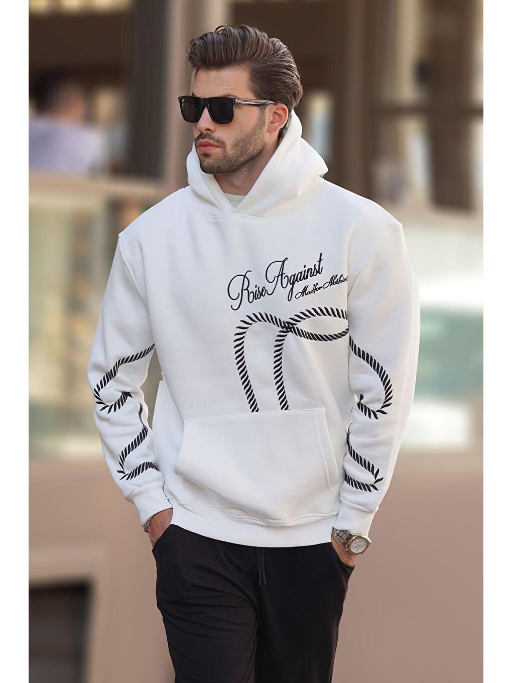 Madmext Ekru Siyah Baskılı Kapüşonlu Cep Detaylı Erkek Sweatshirt 7067