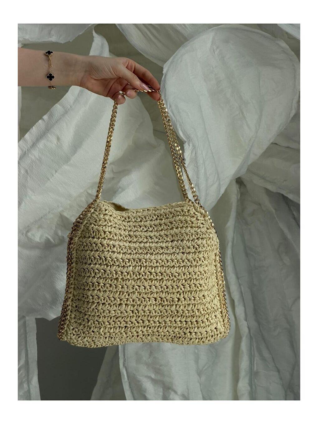 Zincir Askılı Bej Hasır Çanta CNT1118