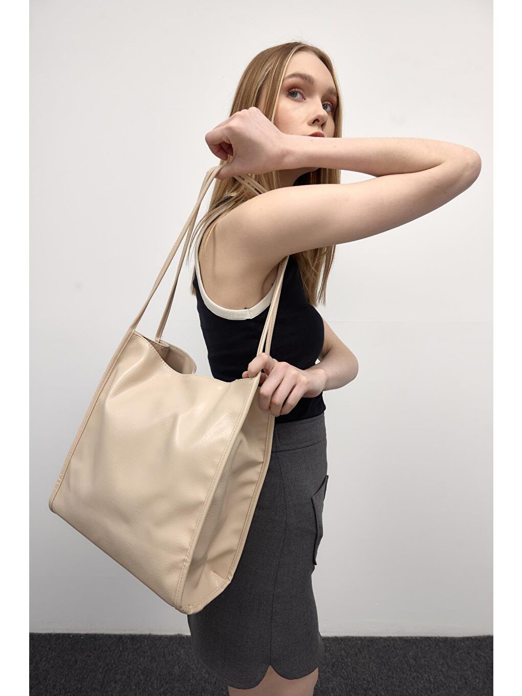 Ekru Miguel Vintage Omuz Çantası Krem