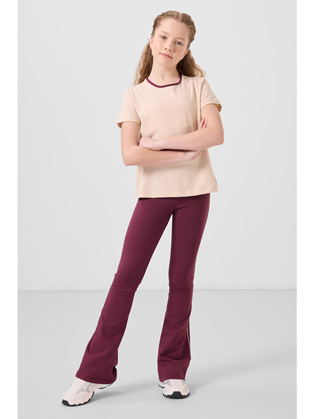 Bej-Bordo Pamuklu O Yaka Standart Fit Basic İspanyol Paça Kız Çocuk Tayt Takım - 75192-4