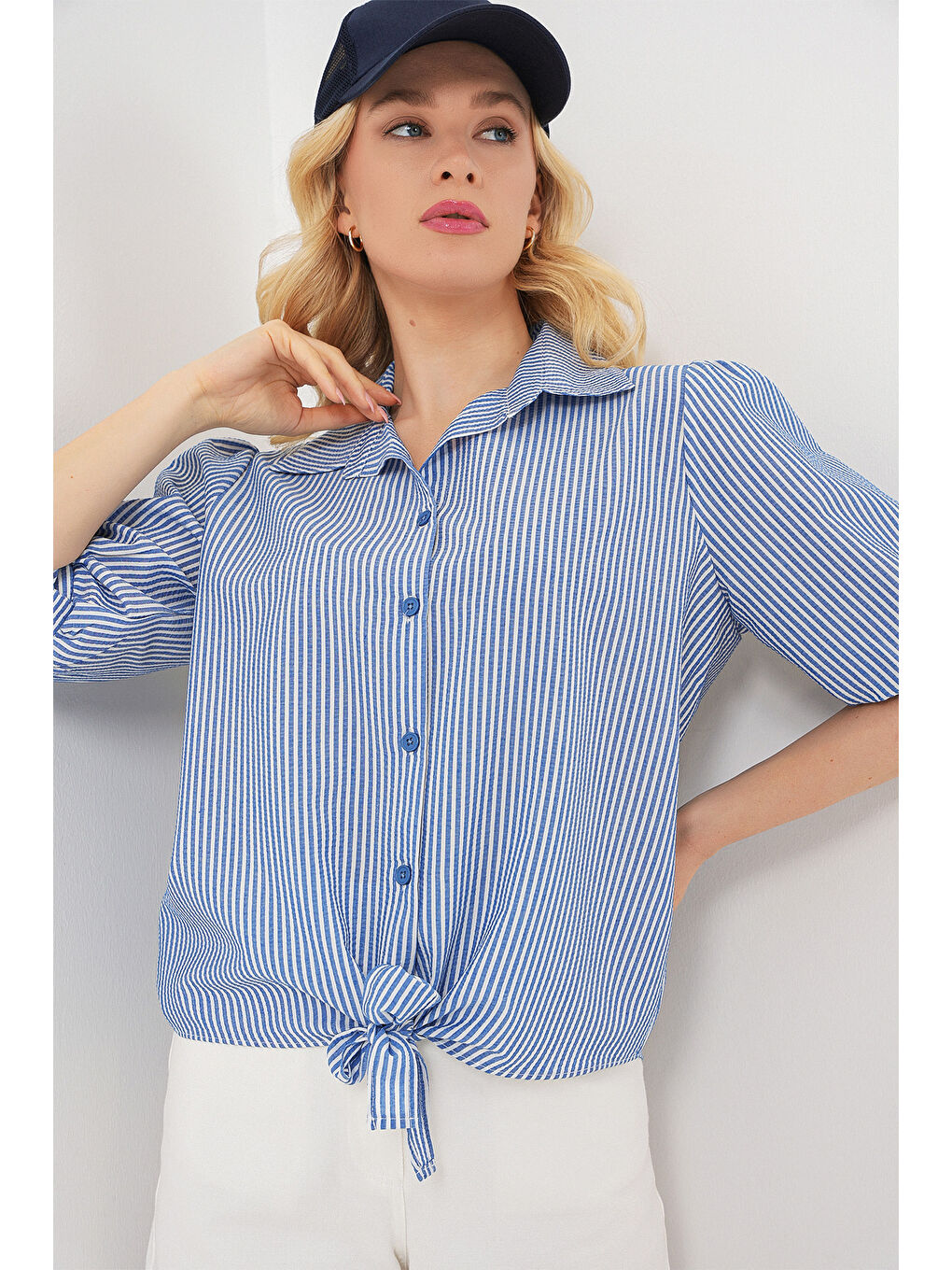 Kadın Önü Bağlamalı Çizgili Gömlek 20323 - Lacivert-2