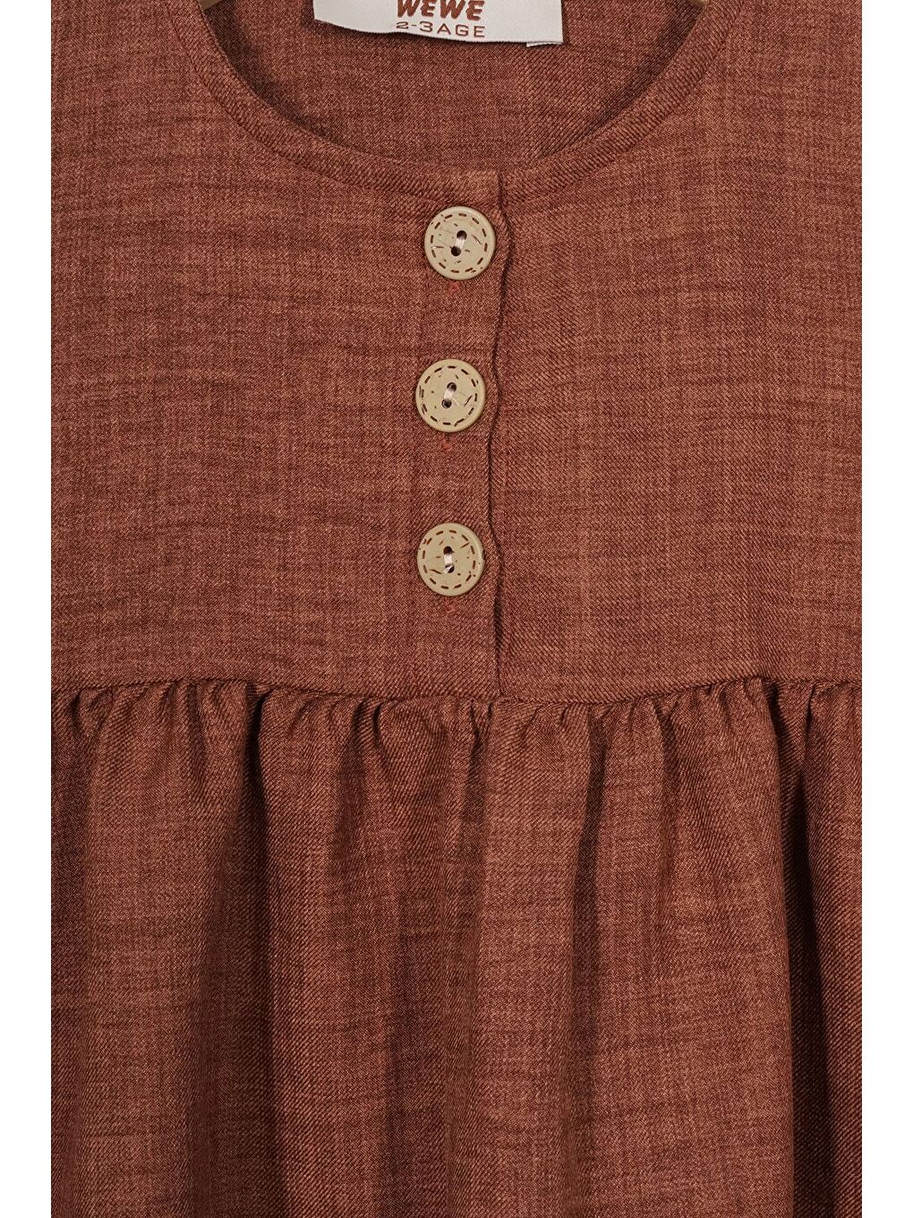 Bisiklet Yaka Düğmeli Şapka Aksesuarlı Kahverengi Renk Kız Çocuk Keten Elbise-3