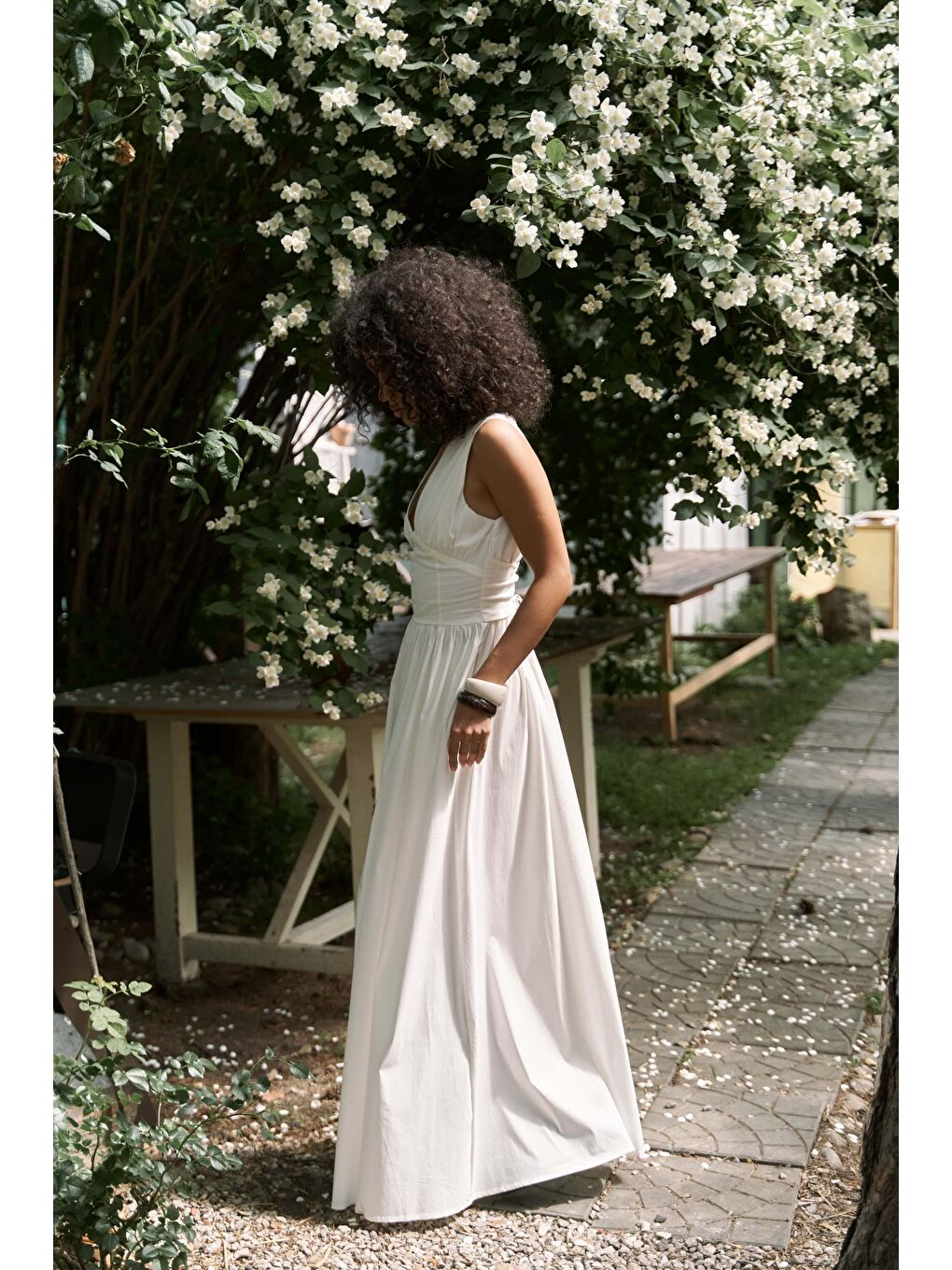 Emilia Korse Detay Ekru Uzun Elbise-3