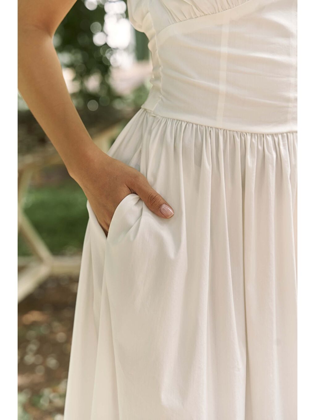 Emilia Korse Detay Ekru Uzun Elbise-6