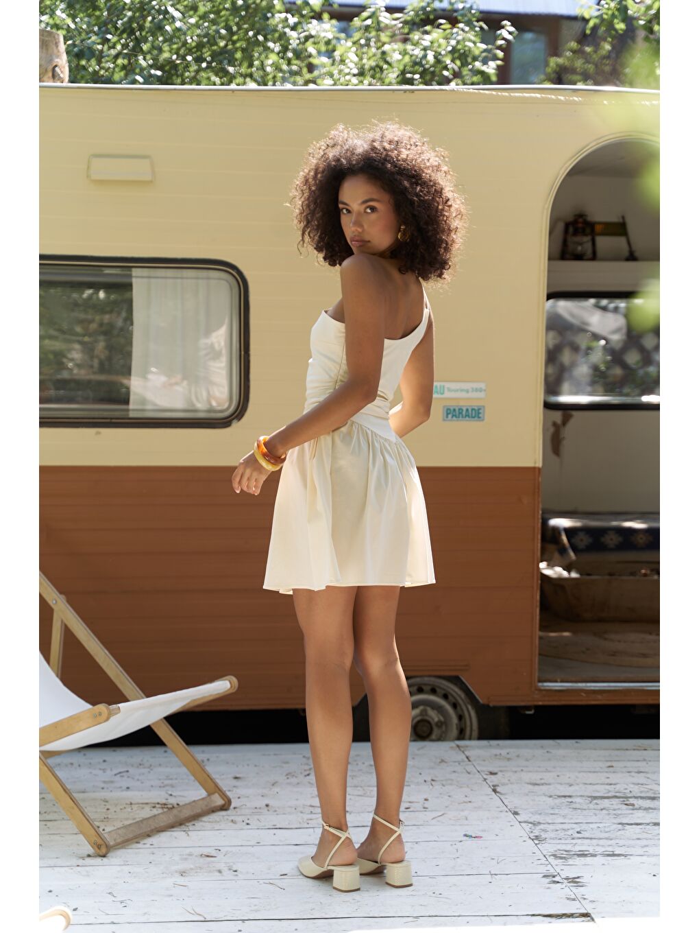 Lissa Tek Omuz Gül Detay Sarı Mini Elbise-2