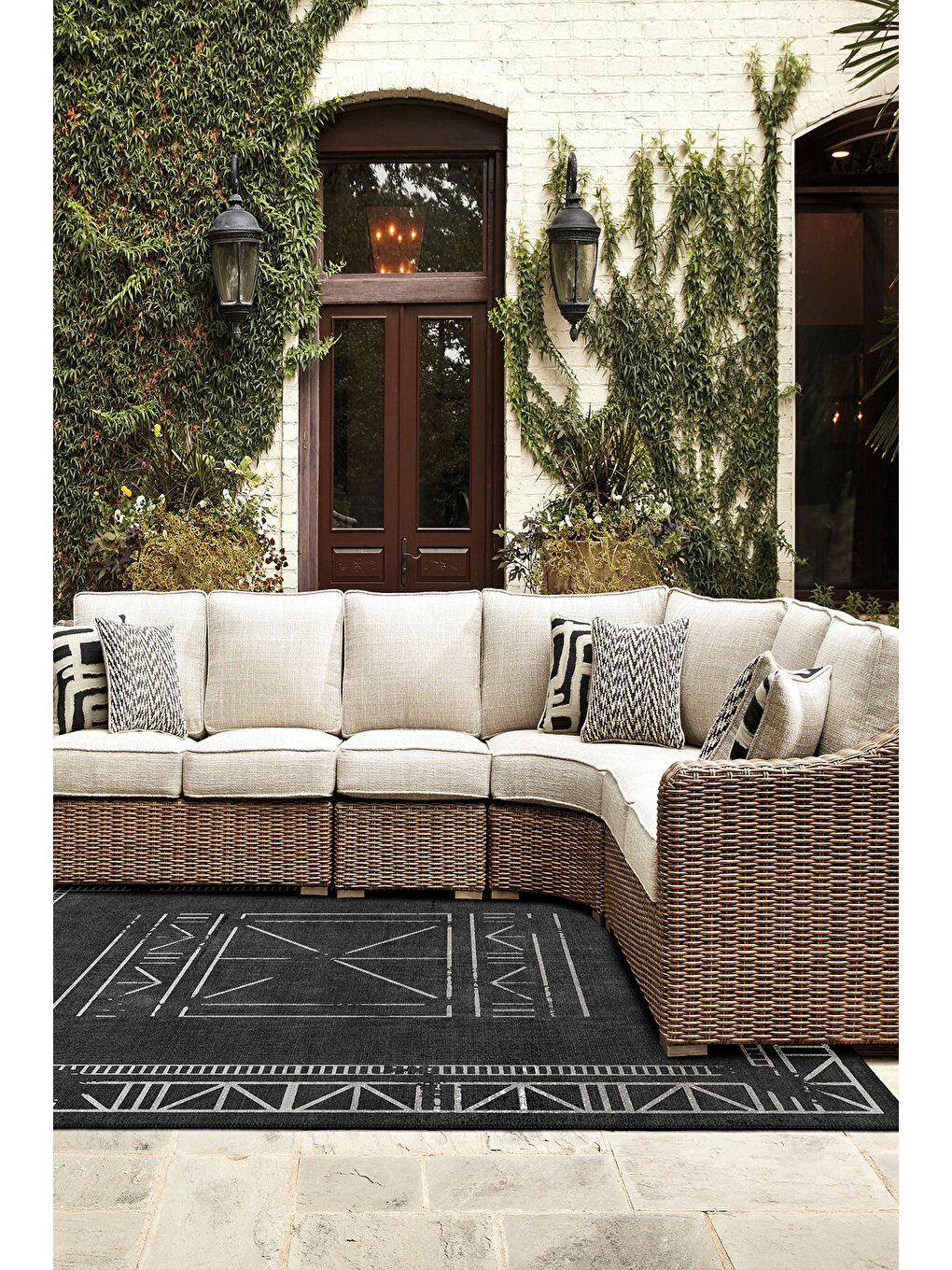 Siyah Dekoratif Salon Halısı, Makinada Yıkanabilir, Kaymaz Taban, İnce & Modern Tasarım-1