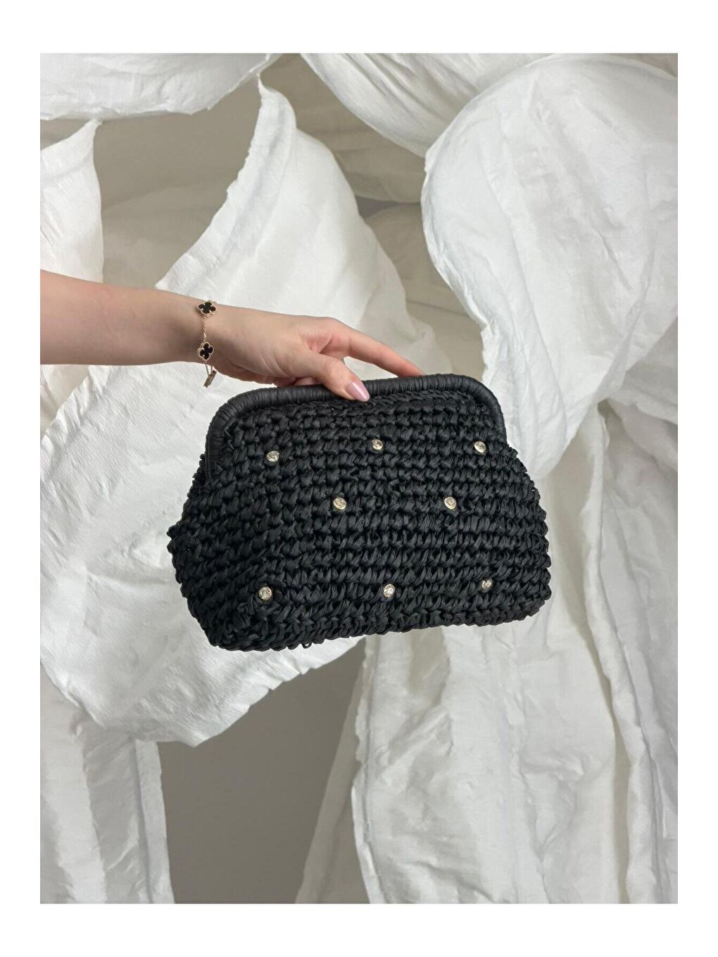 Klasik Zincir Askılı Taşlı Siyah Hasır Çanta CNT1144