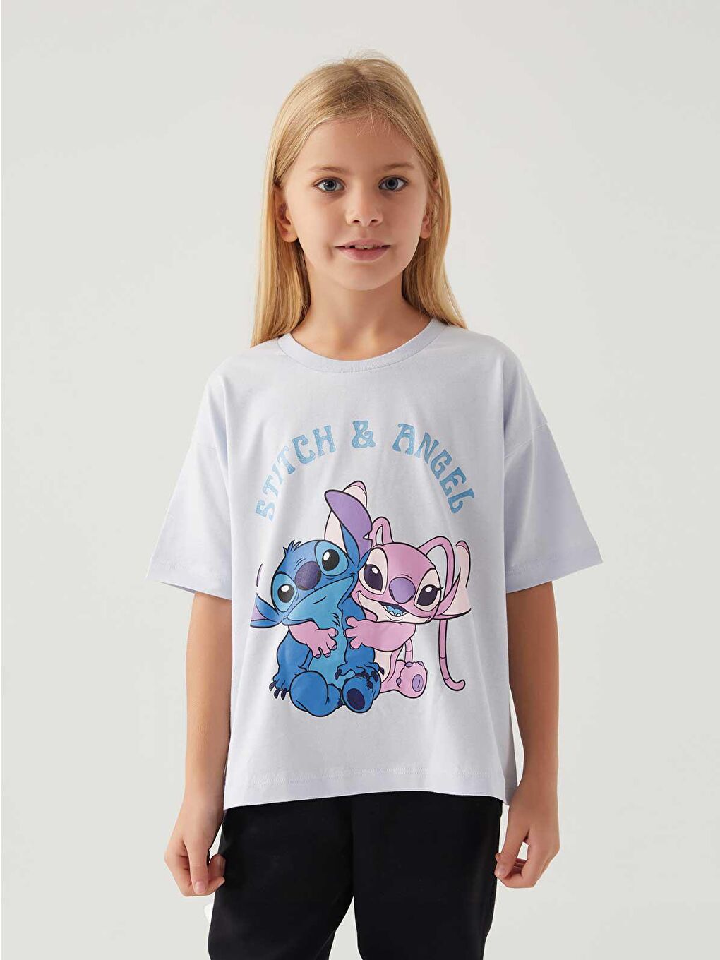 Stitch Beyaz Kız Çocuk Tişört 3-7 Yaş Beyaz