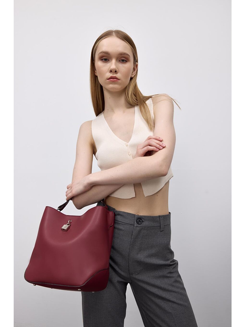 James Kilitli Omuz Çantası Bordo-9