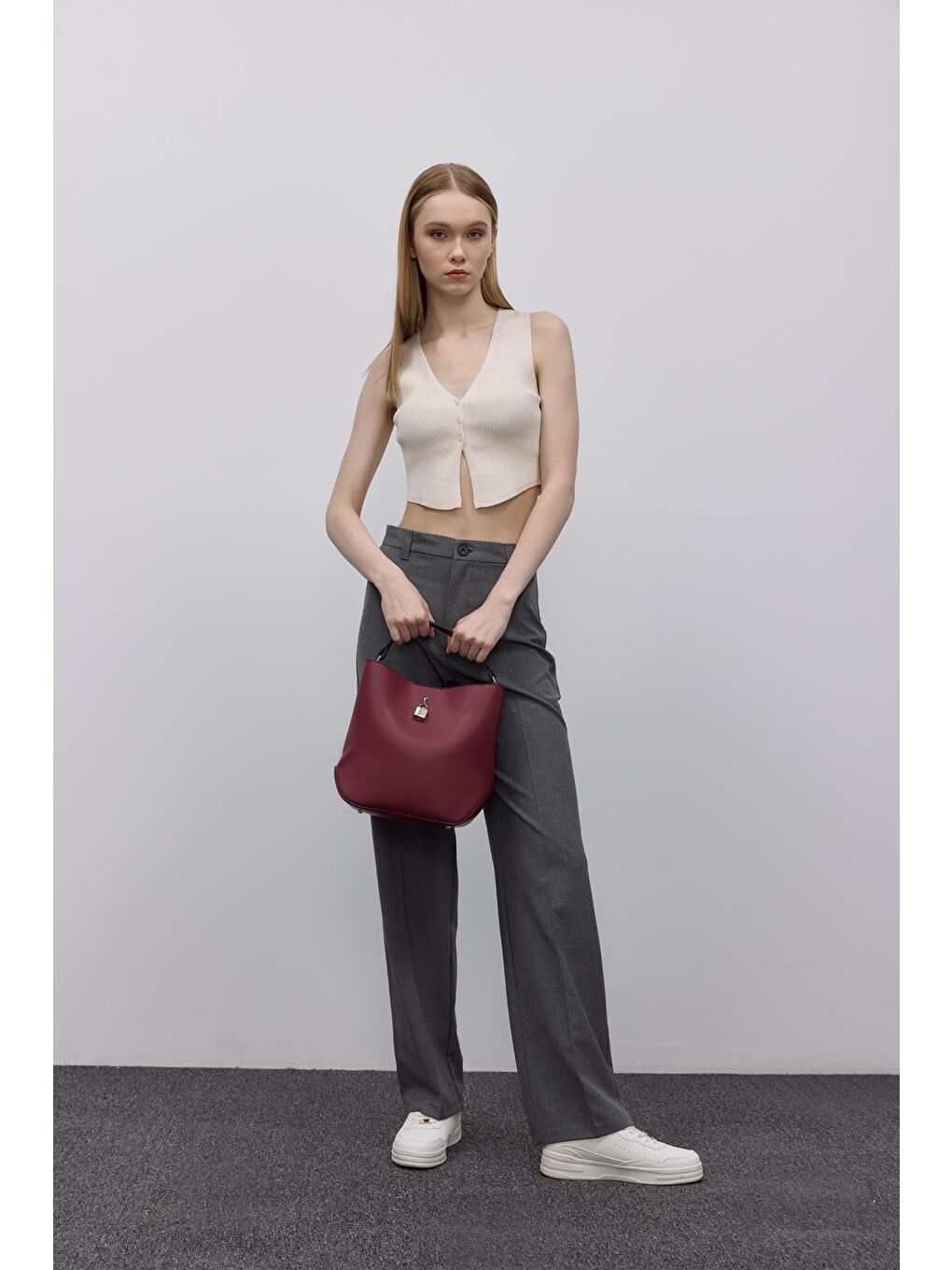 James Kilitli Omuz Çantası Bordo-11