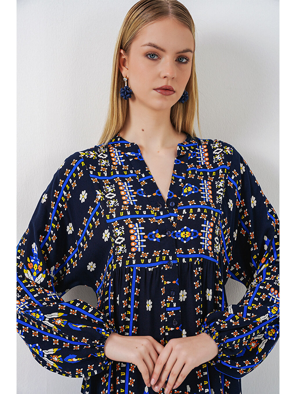 Kadın Desenli Uzun Tesettür Elbise 2585 - P. Lacivert-1