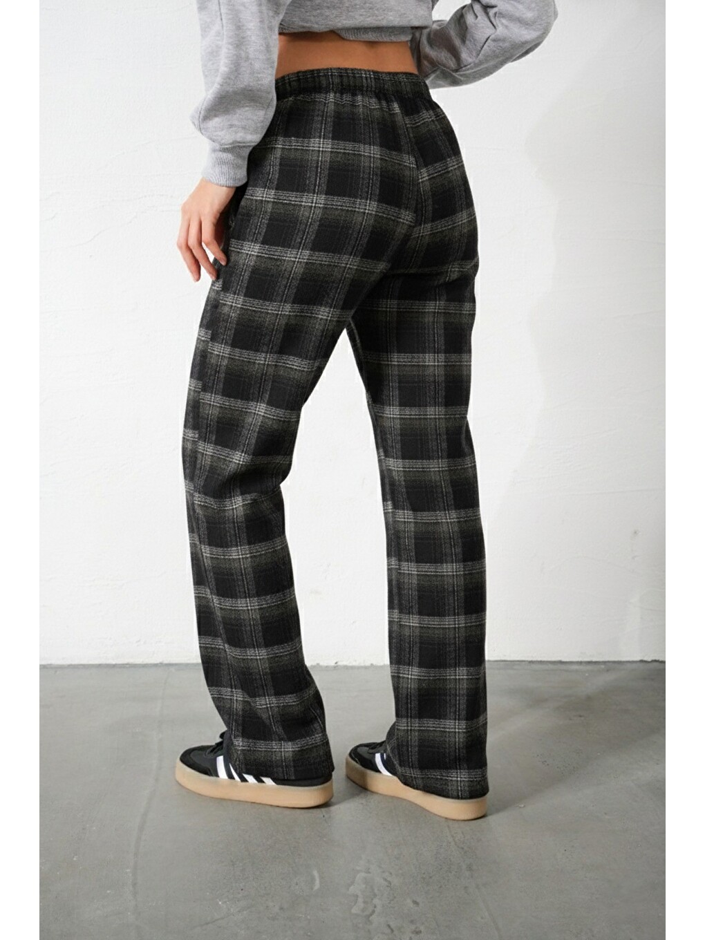 Gri Ekoseli Flanel Yüksek Bel Pijama Altı Rahat Kesim Geniş Paça Pamuklu Kadın Pantolon-1