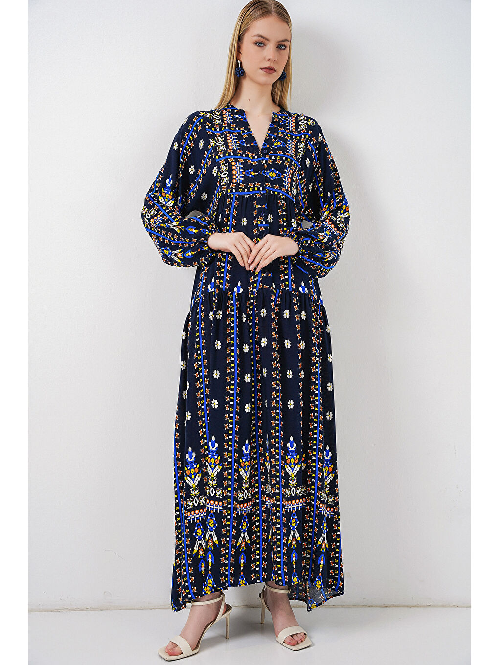 Kadın Desenli Uzun Tesettür Elbise 2585 - P. Lacivert-3