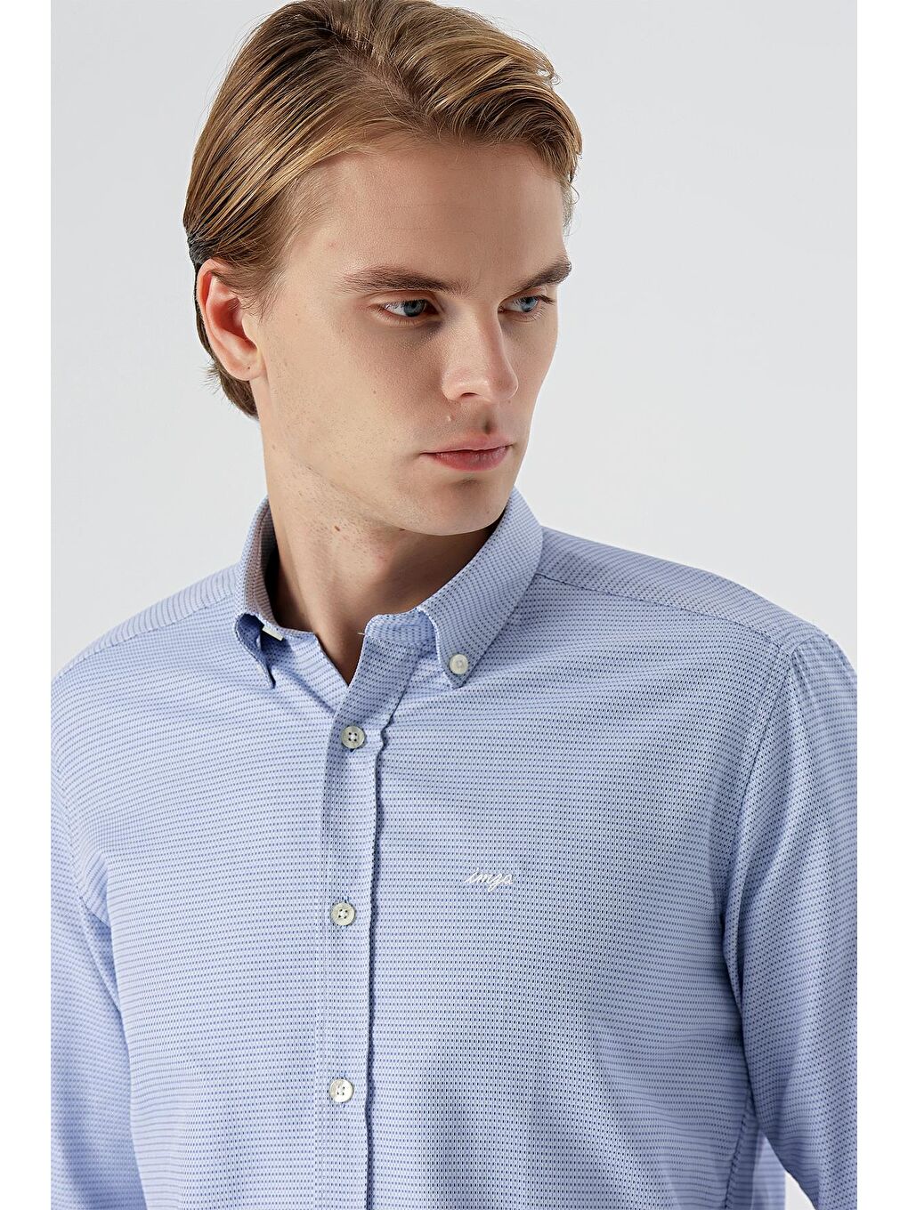 Koyu Mavi Uzun Kollu Desenli Armürlü Düğmeli Yaka Cepsiz  Pamuklu Klasik Slim Fit Gömlek 1004235148-4