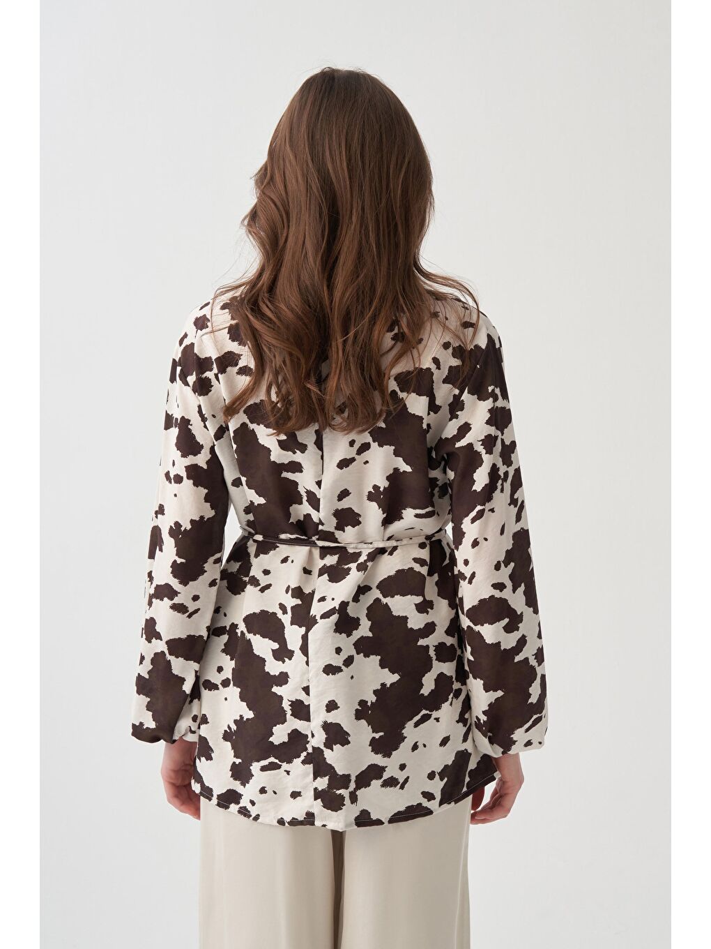 Kahverengi Acı Kahve-Dalmaçya Desen Kemerli Bluz-3