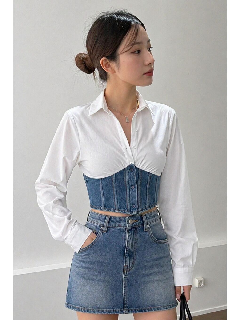 Beyaz Kadın Jean Korse Detaylı Özel Tasarım Slim Gömlek