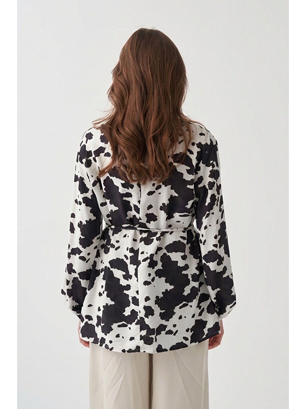 Siyah-Dalmaçya Desen Kemerli Bluz-2