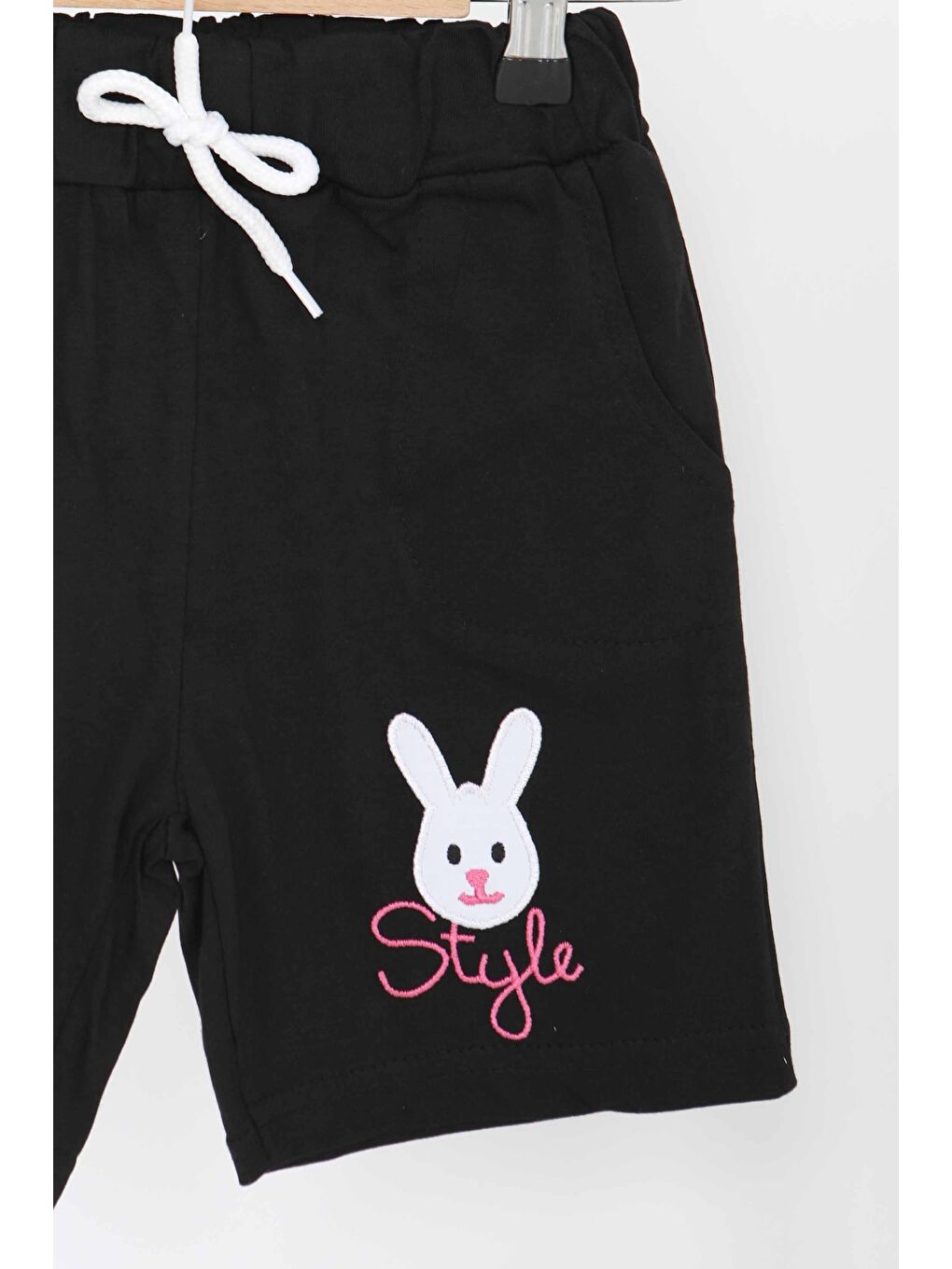 Kız Çocuk Siyah Baskılı Şort - 27334-1