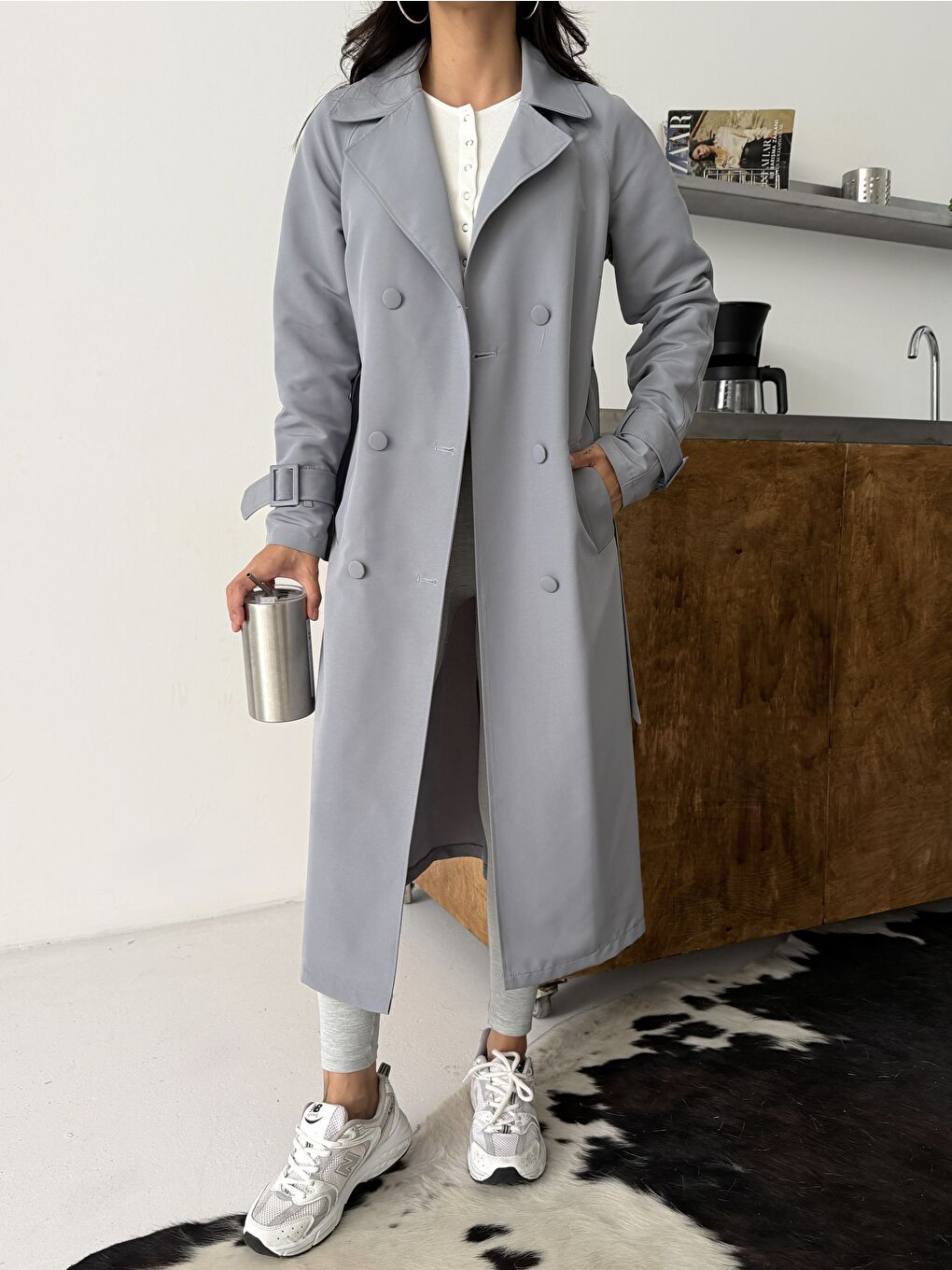 Kadın Klasik Cepli Kuşaklı Trend Midi Gri Trençkot-4