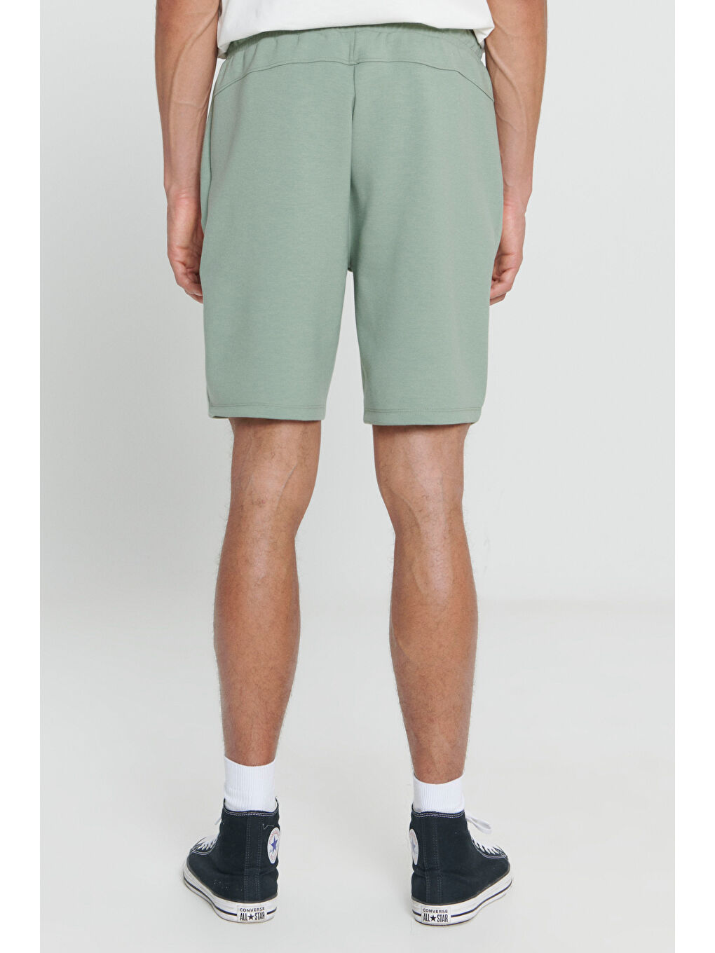 Erkek Taş Yeşili Standart Fit Normal Kesim Cepli Rahat Şort-4