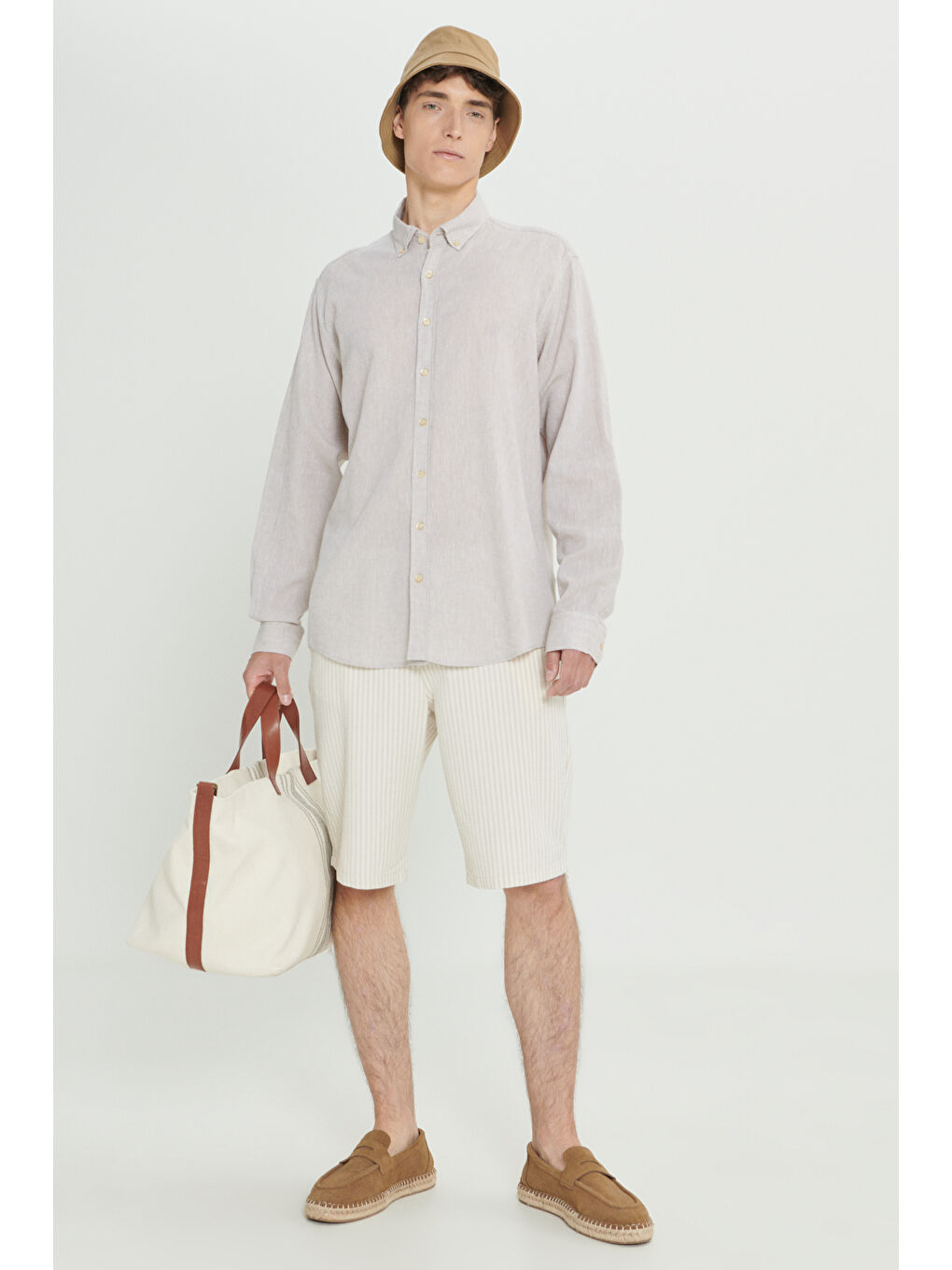 Erkek Gri-Ekru Comfort Fit Rahat Kesim %100 Pamuk Çizgili Yan Cep Şort-1