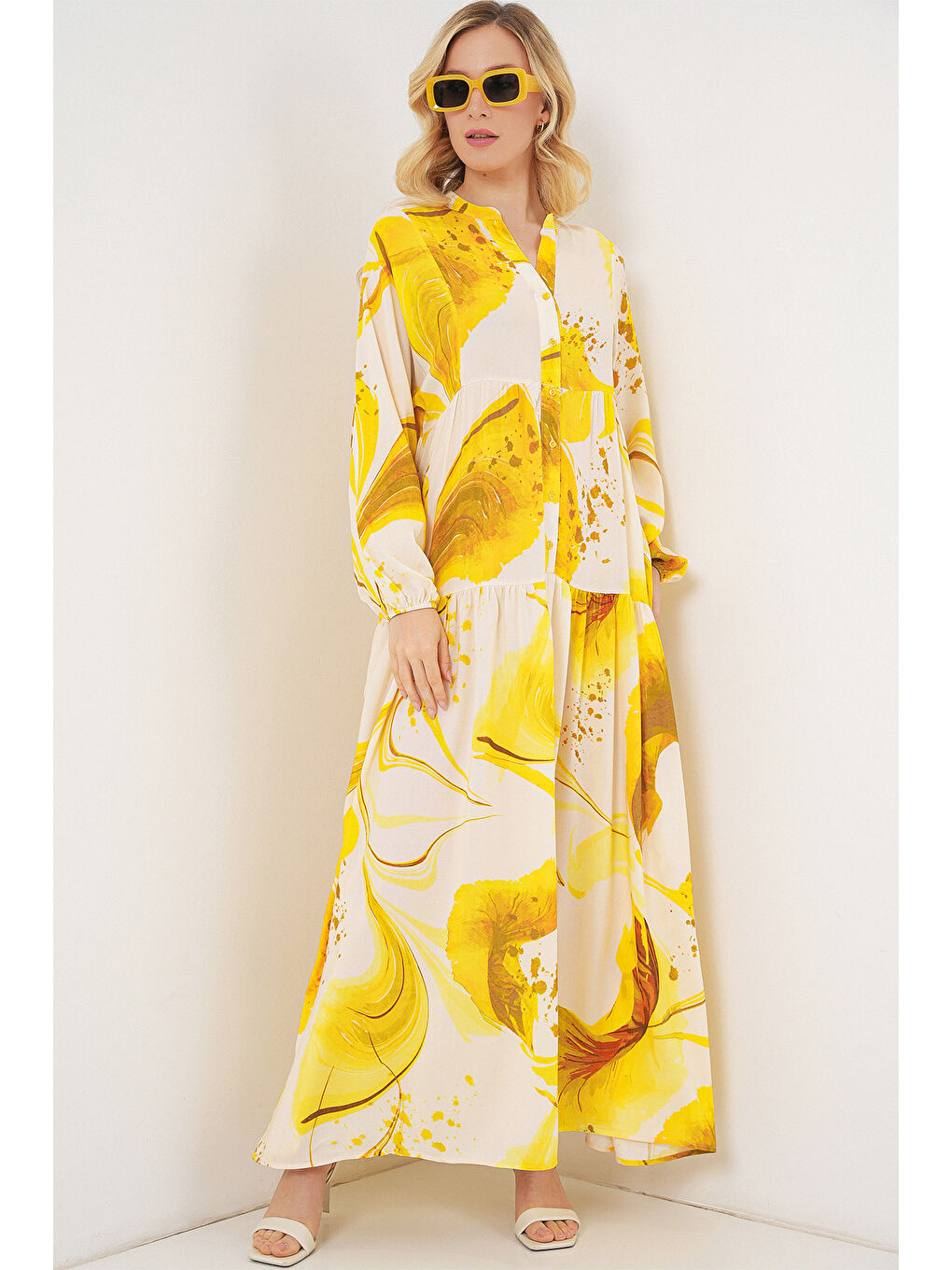 Kadın Desenli Uzun Tesettür Elbise 2585 - Sarı