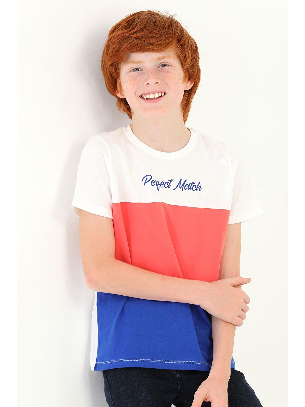 Yeşil Bisiklet Yaka Kısa Kol Perfect Match Baskı Parçalı Ekru Saks Renk Erkek Çocuk Tshirt