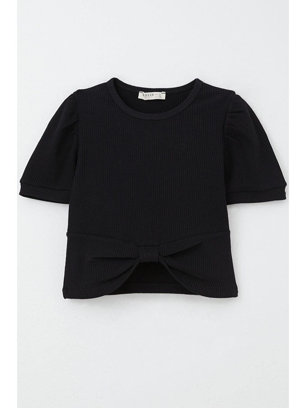 Kız Çocuk Crop Tişört Göbek Dekolte Detaylı Siyah (8-14 Yaş)