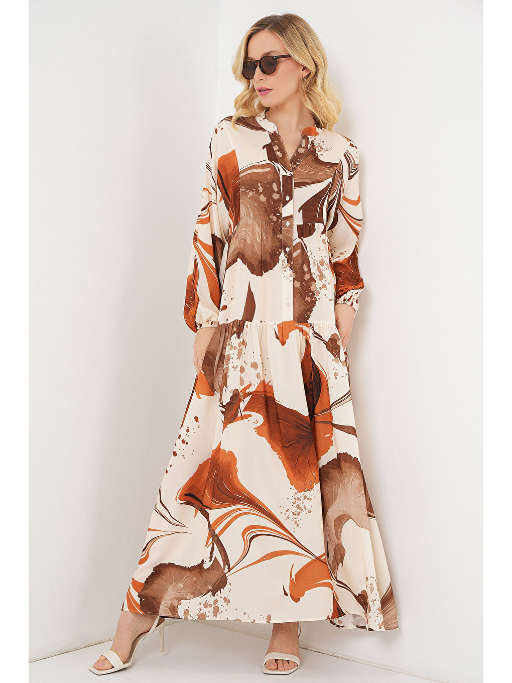 Kadın Desenli Uzun Tesettür Elbise 2585 - Kahverengi-4