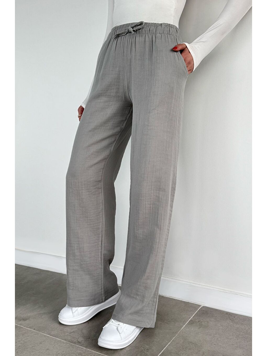 Gri Kadın Bel Lastikli Müslin Pantolon