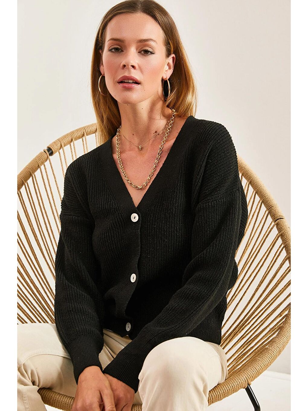 Siyah Kadın Düğmeli Triko Hırka-1