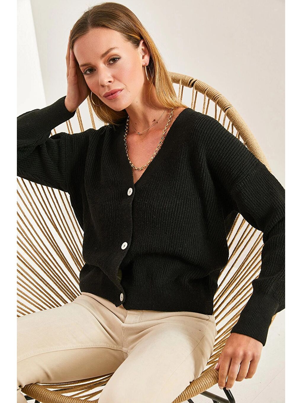 Siyah Kadın Düğmeli Triko Hırka-3