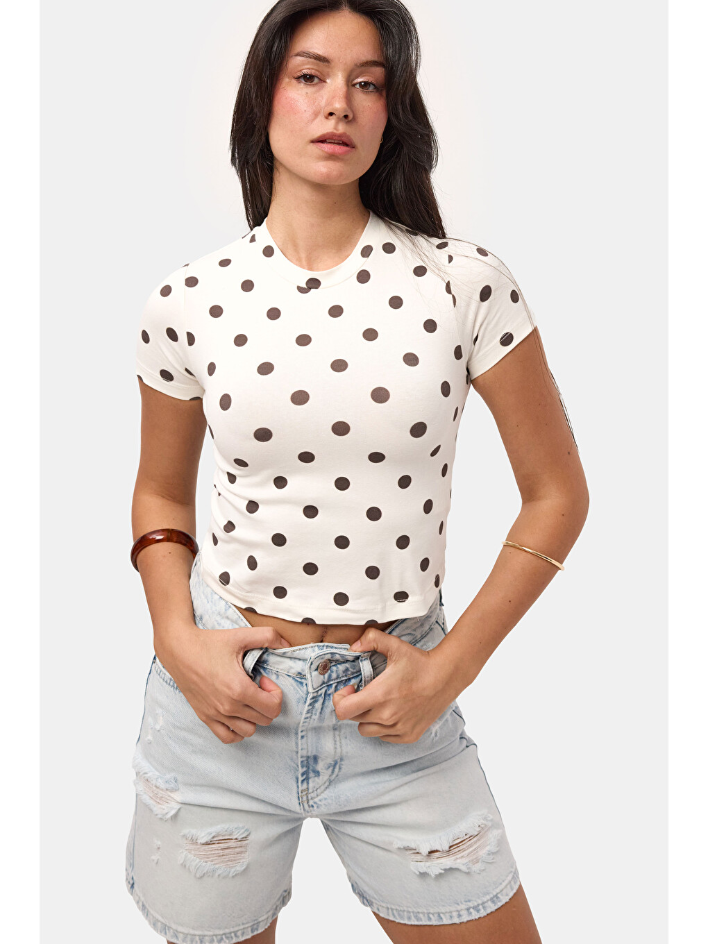 Kadın Ekru Puantiyeli s6-101 Crop Fit T-Shirt
