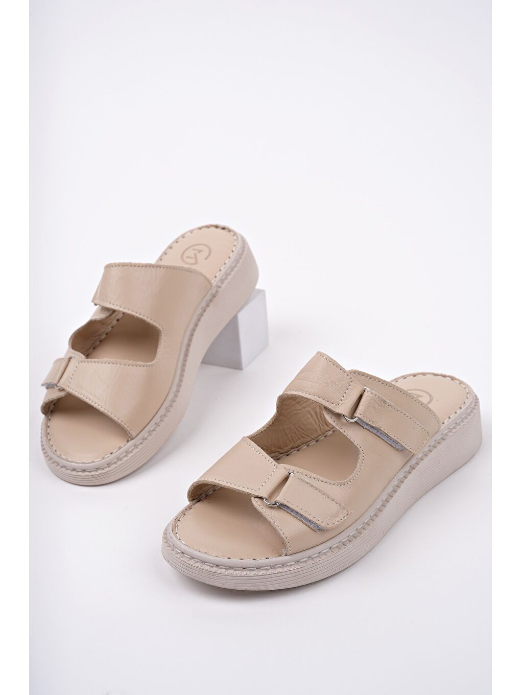 Bej MORGEN Hakiki Deri Çift Bantlı Ayarlanabilir Ortopedik Günlük Kadın Terlik-3