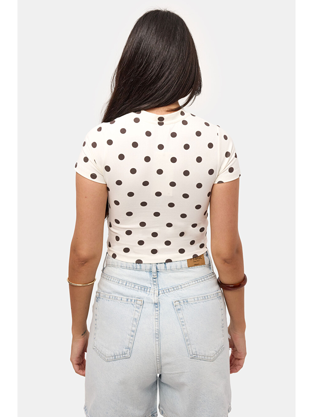 Kadın Ekru Puantiyeli s6-101 Crop Fit T-Shirt-4
