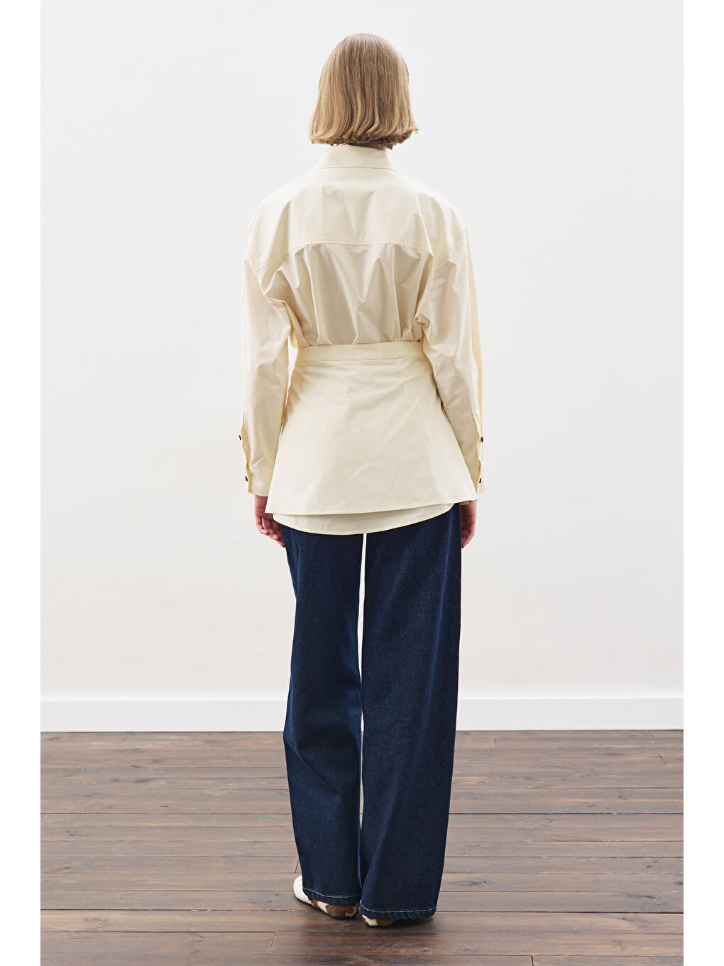 Bej Bağlama Aksesuarlı Gömlek Tereyağı-5