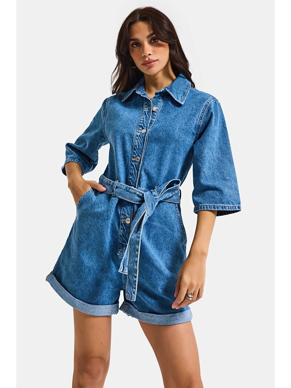 Kadın Mavi 1s6-4 Straight Kemer ve Düğme Detaylı Denim Tulum Şort-3